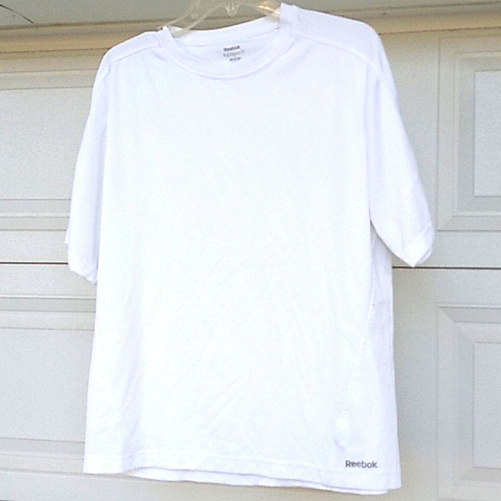 Reebok men's tee shirt, size large